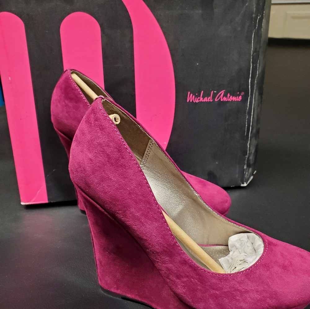 Wedges women